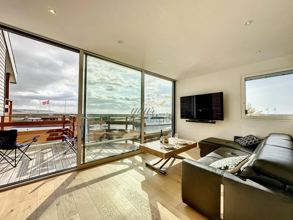 Le Yacht Yourhosthelper Deauville Dış mekan fotoğraf